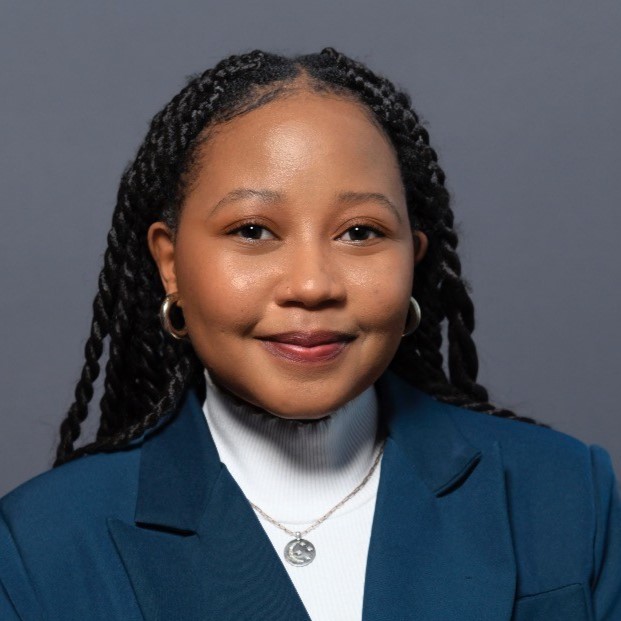 Yola Mzizi